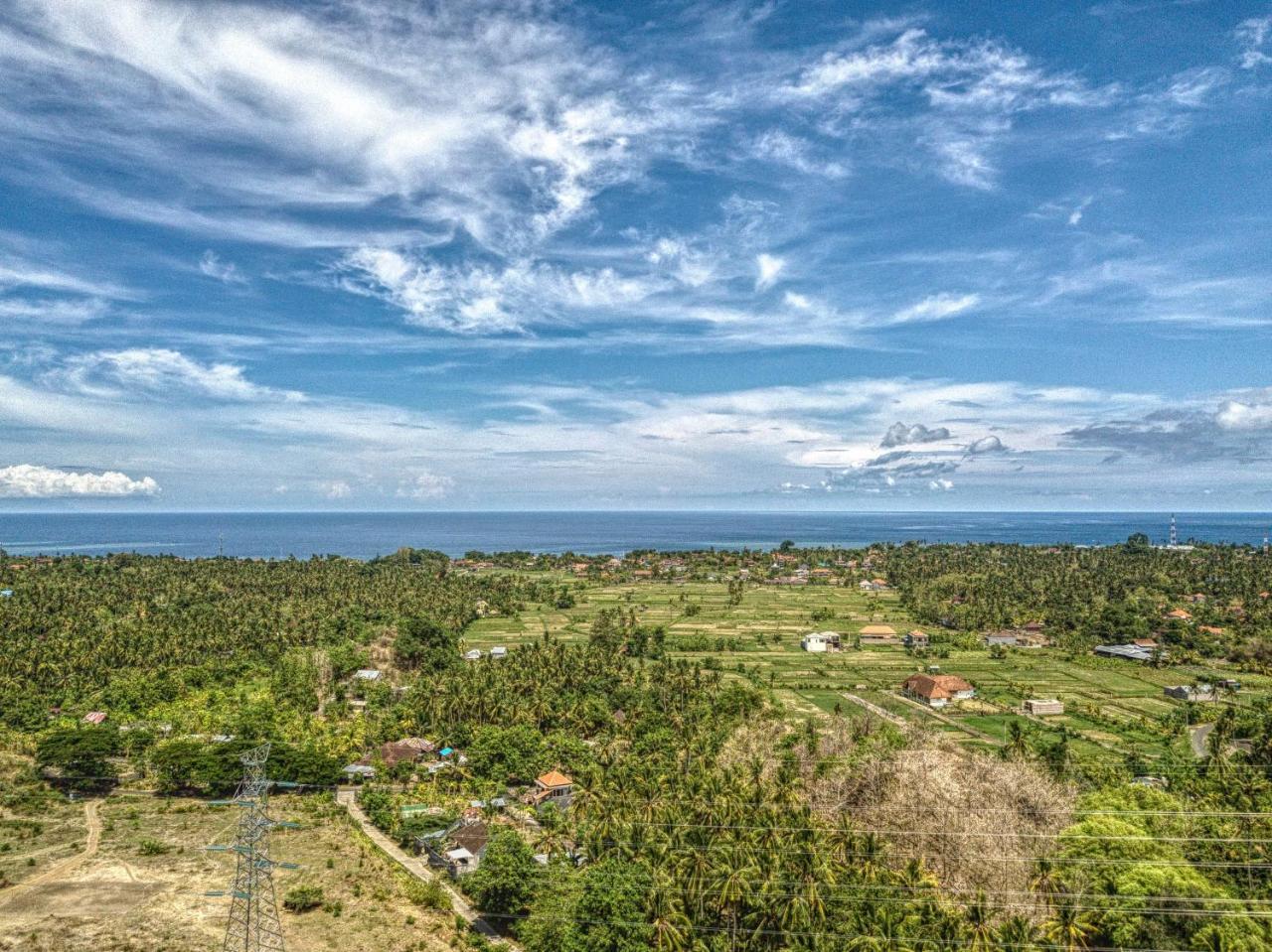 Отель Dream Hill Ловина Экстерьер фото